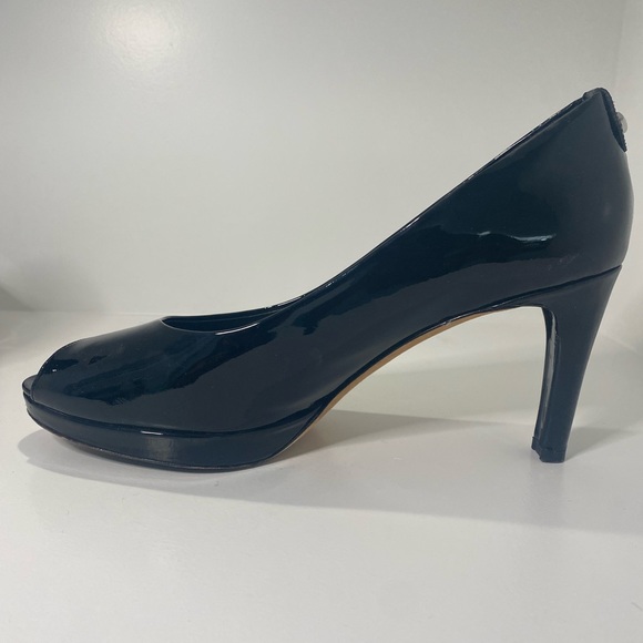 Stuart Weitzman Black Patent Platform Peep Toe Shoes. size 9M - Picture 2 of 7